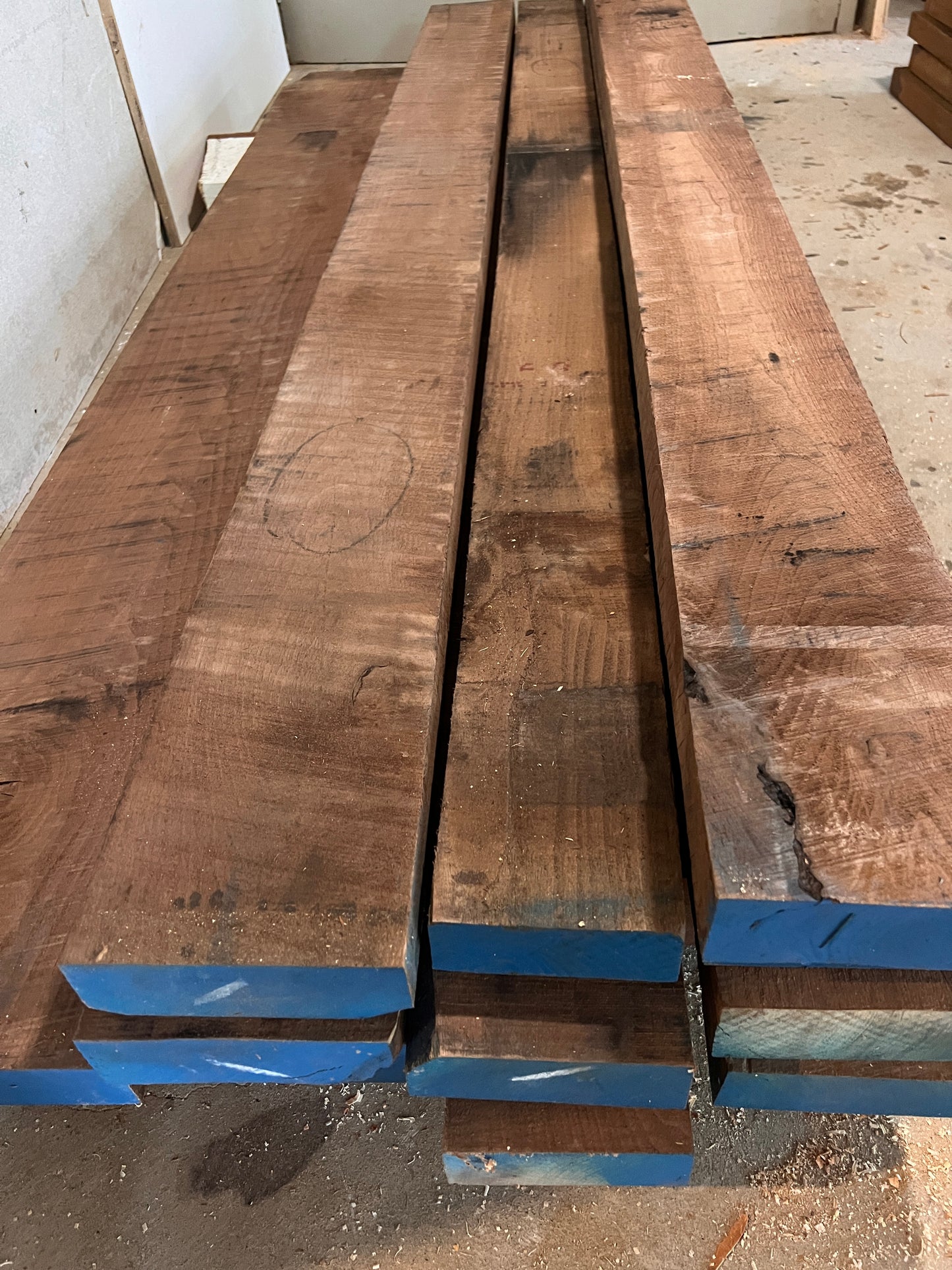 American Black Walnut - Premium Rough Sawn Beams 0.2m3