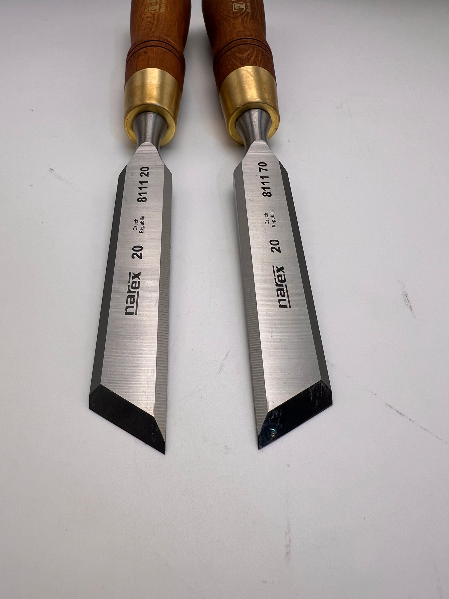 Narex Premium Left & Right Skew Chisel - 20mm - Set of 2