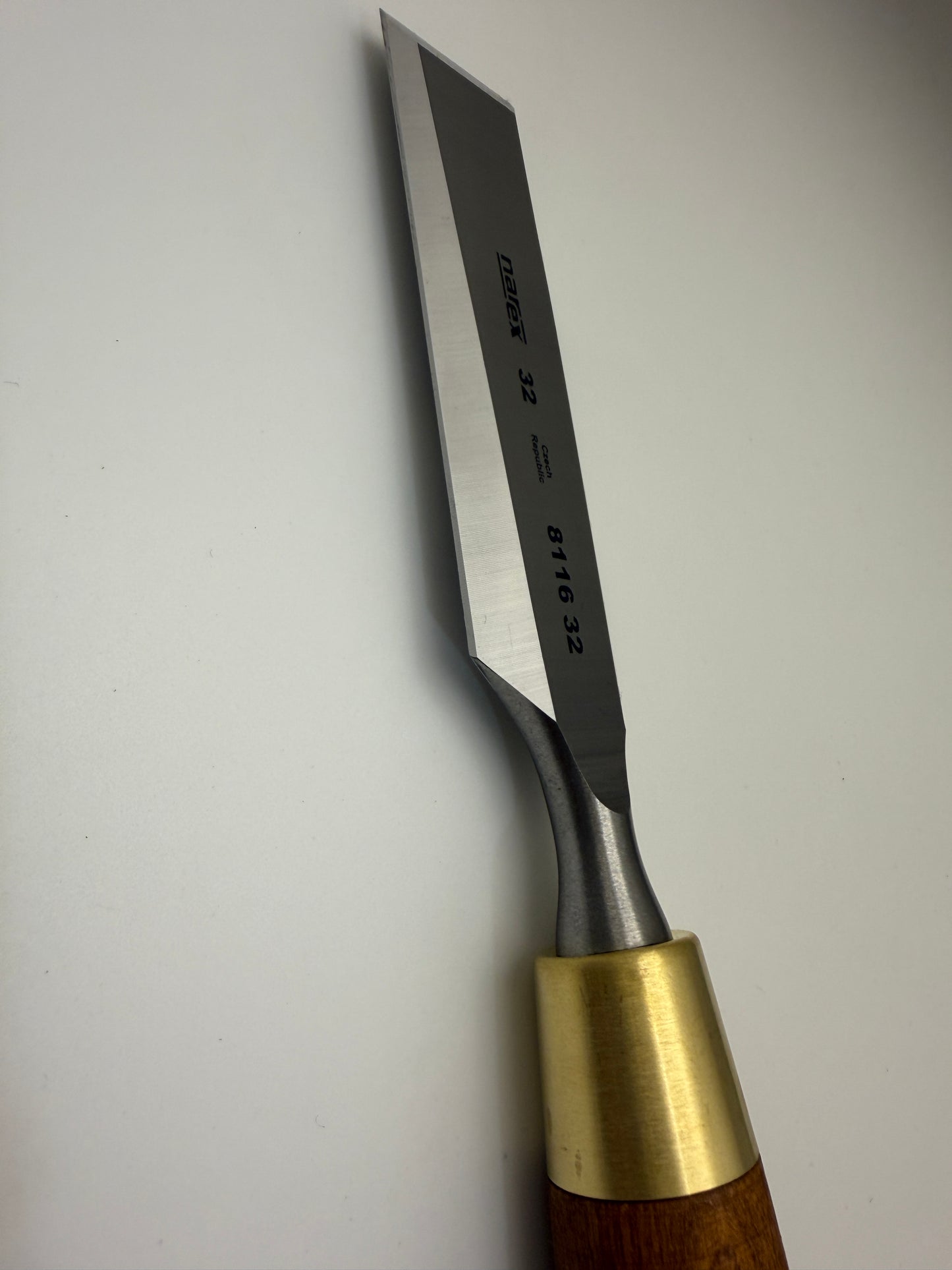 Narex Premium Bevel Edge Chisel - 32mm
