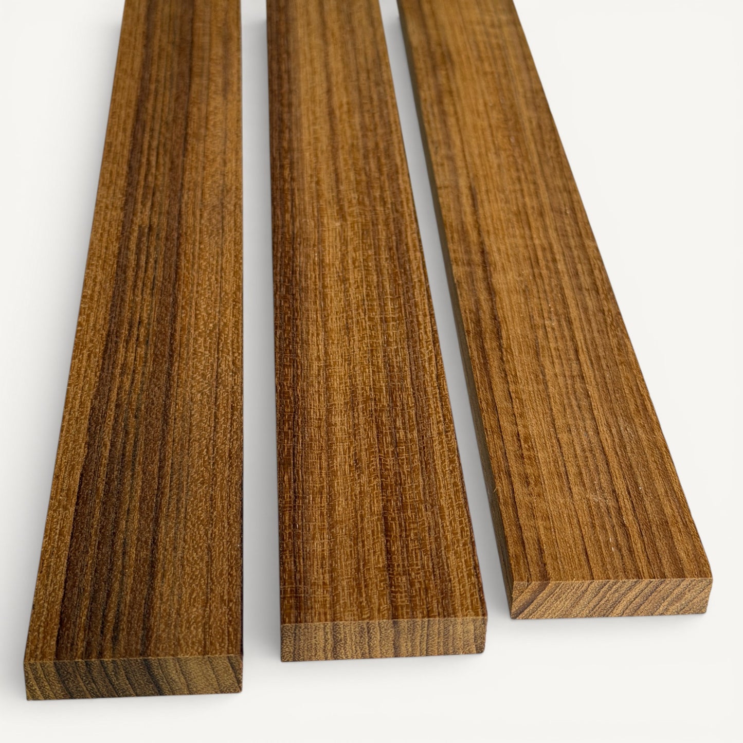 Burmese Teak - FEQ / Grade A - 45x(5-10)mm - Quartersawn - Dressed