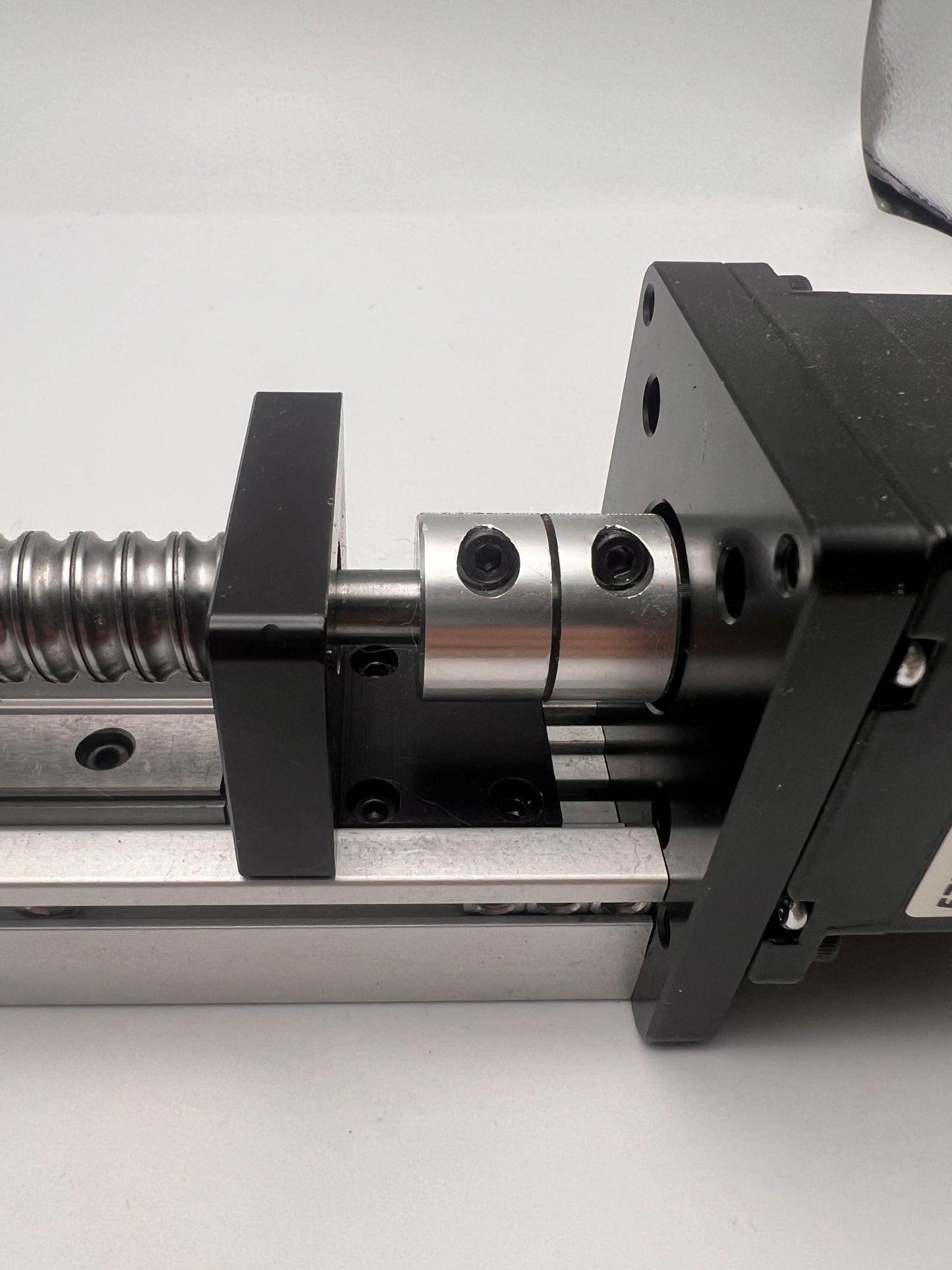 200mm Linear Rail Assembly - MGN15 Rail + 1610 Ballscrew + Nema23 Stepper