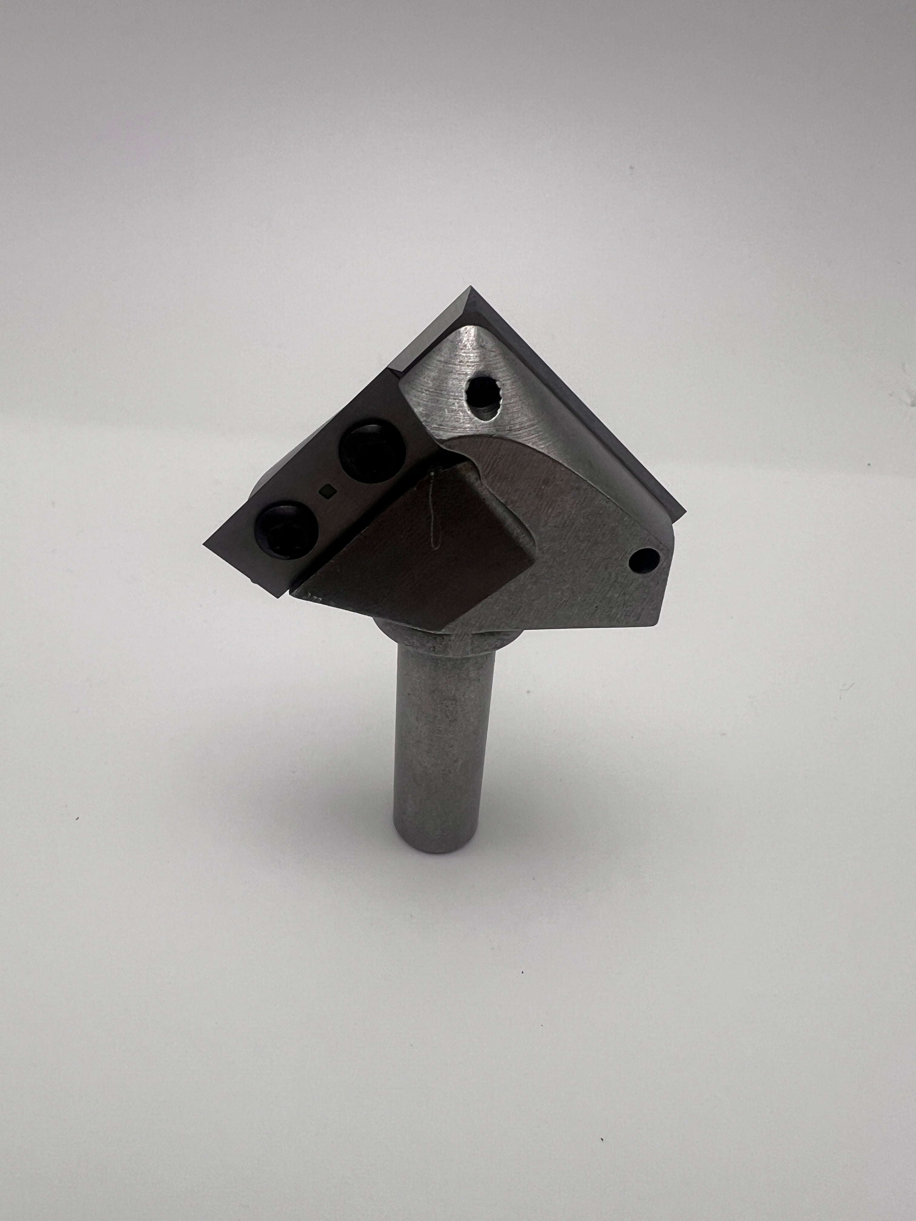 thumbnail image 2 of Tideway Carbide PRO 1/2" Shank V-Groove Router Bit – 90° Angle (LC03011608) 2 of 4